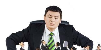 Kinh nghiệm sống: Bạn phải làm gì khi sếp bất tài?