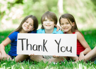 Kinh nghiệm hay dạy con có thói quen lễ phép với mọi người