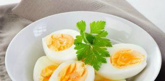 Bật mí – Bí quyết luộc trứng lòng đào ngon hết ý