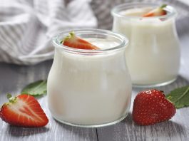 Hướng dẫn làm đẹp: Ăn sữa chua làm đẹp da