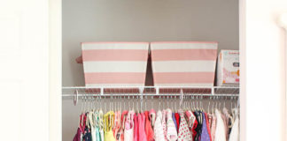 Mẹo sắp xếp quần áo và đồ dùng cho trẻ gọn gàng nhất Mẹo sắp xếp quần áo