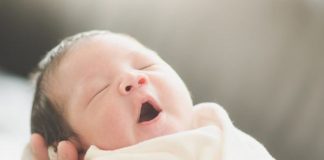 Cách phát triển não bộ cho thai nhi và giúp trẻ sơ sinh ngừng khóc Cách phát triển não bộ cho thai nhi và giúp trẻ ngừng khóc