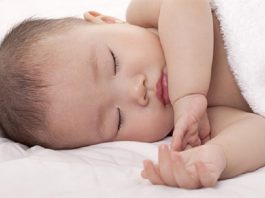 Tìm các mẹo chữa trẻ hay quấy khóc đạt hiệu quả nhất