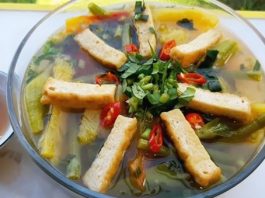 Thành phẩm món canh chua chay tại nhà vô cùng hấp dẫn
